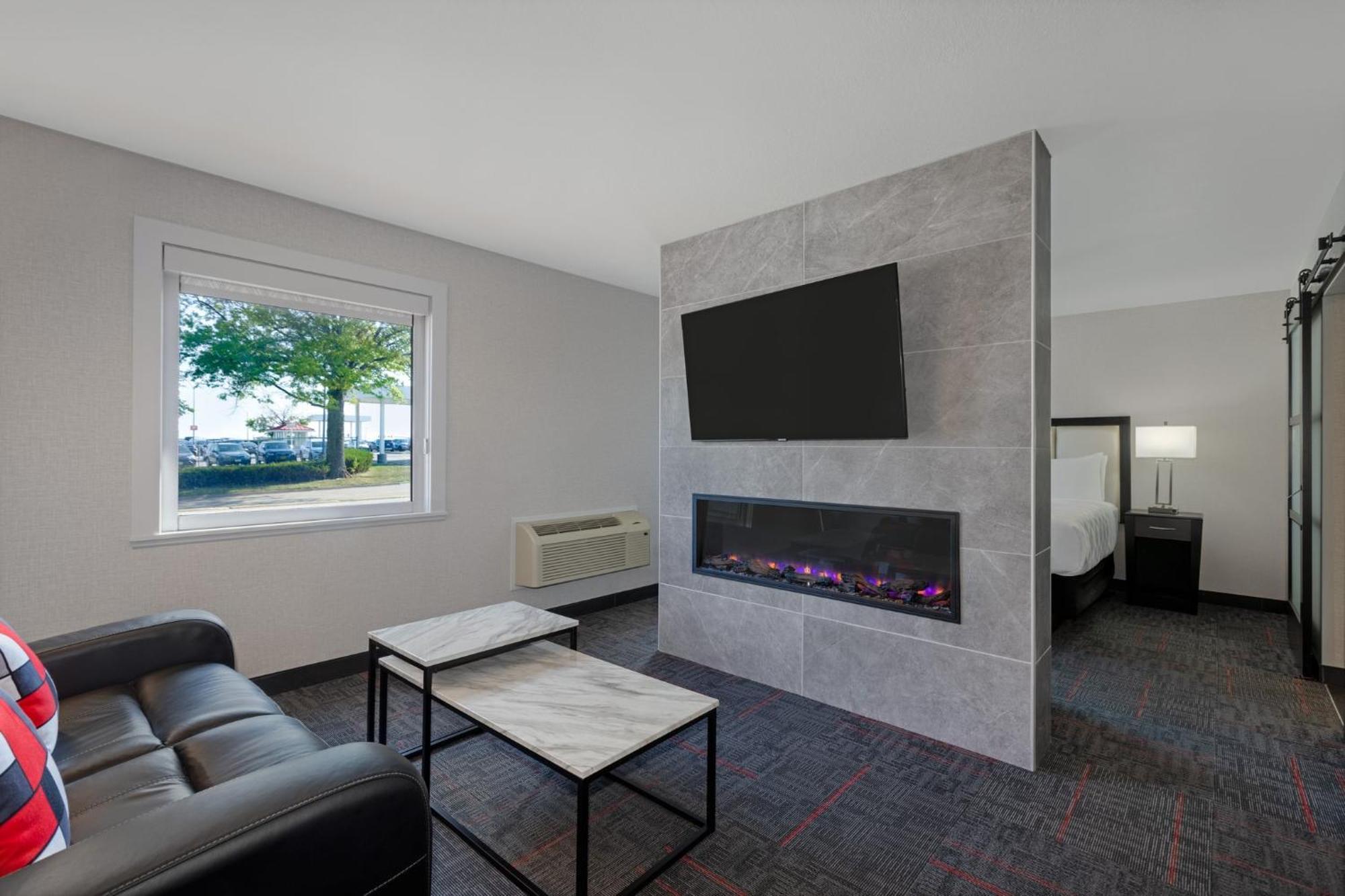 Holiday Inn Des Moines-Airport Conf Center By Ihg Kültér fotó